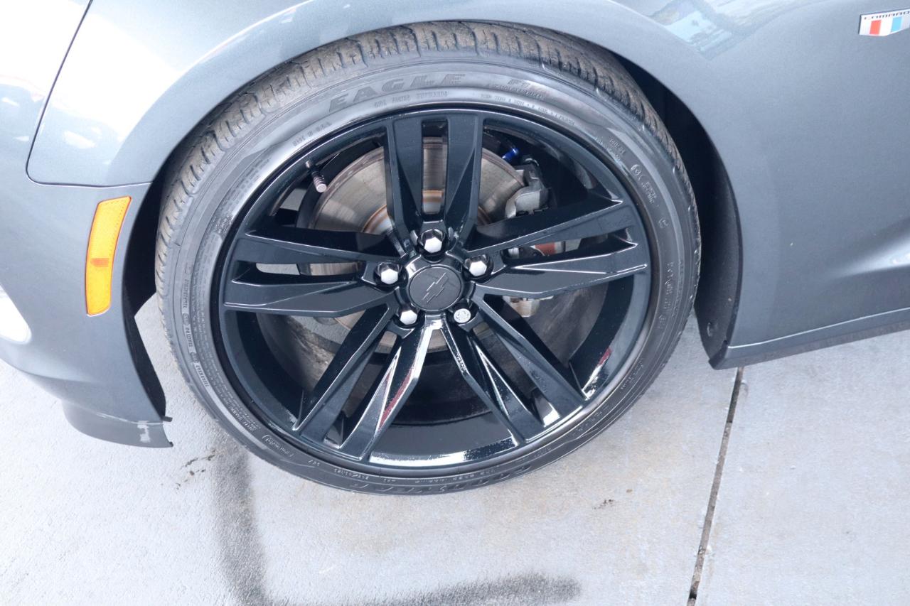 Chevrolet Camaro 2dr Cpe 1LT 2017