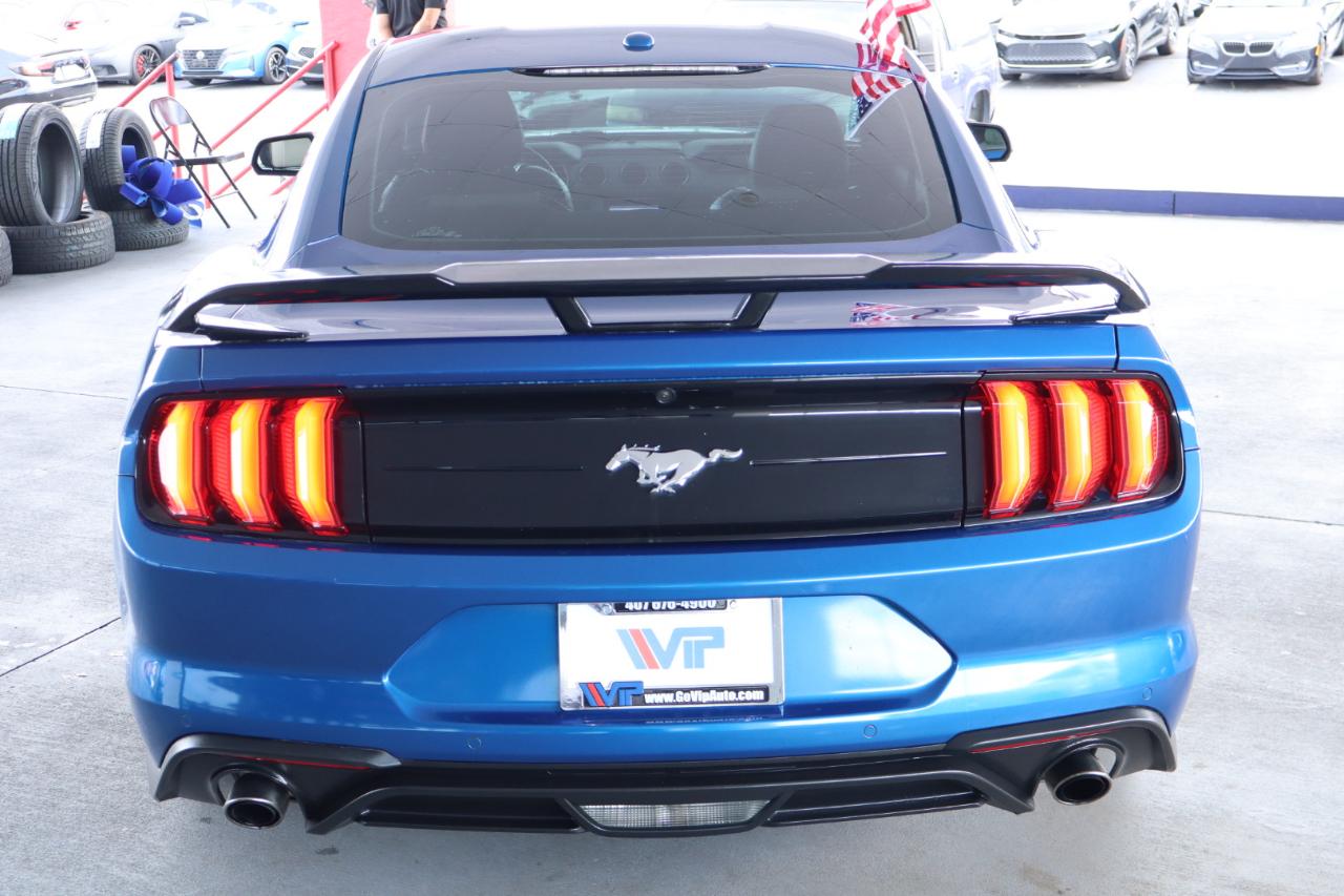 Ford Mustang EcoBoost Fastback 2018