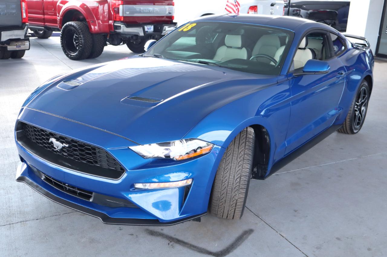 Ford Mustang EcoBoost Fastback 2018