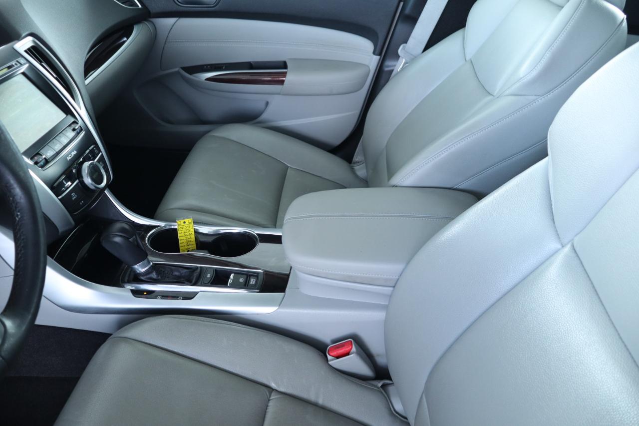 Acura TLX 4dr Sdn FWD 2015