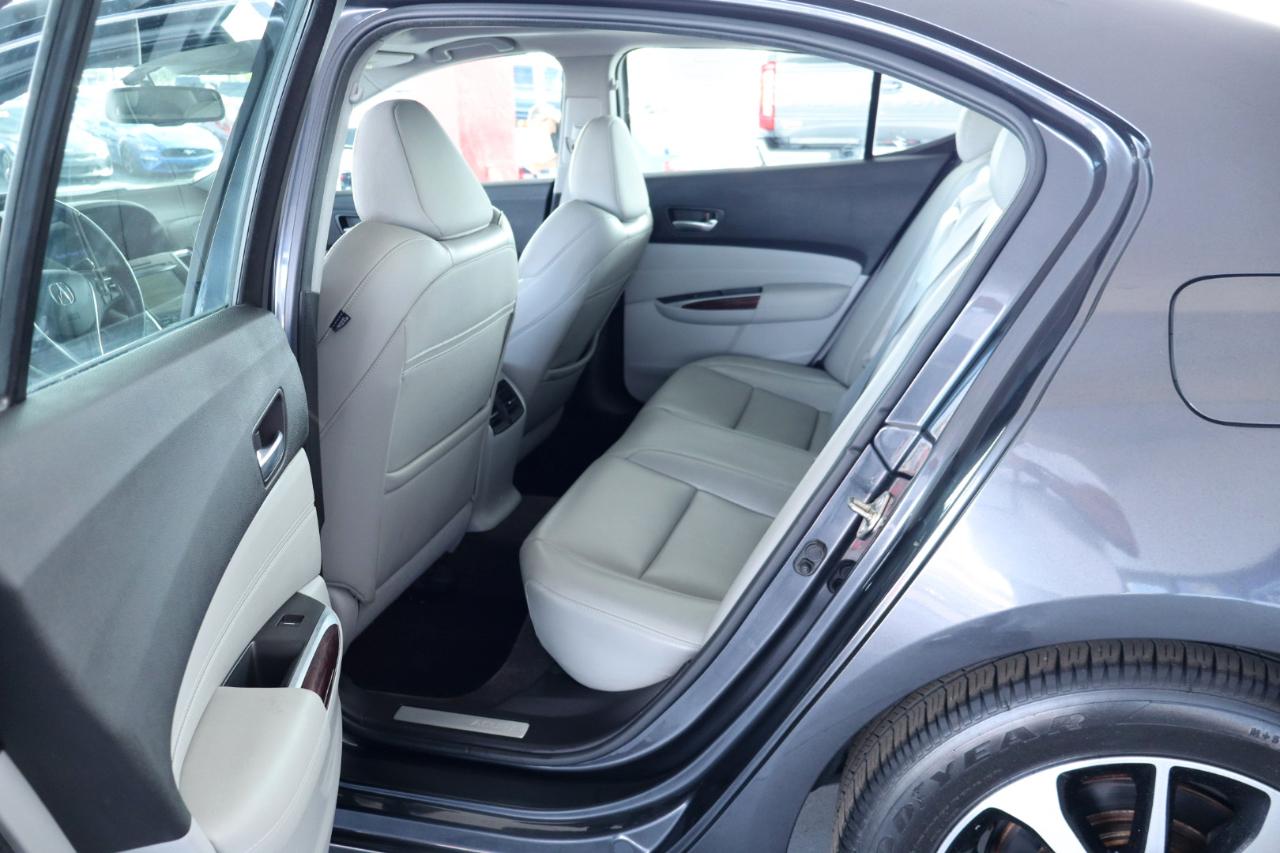 Acura TLX 4dr Sdn FWD 2015