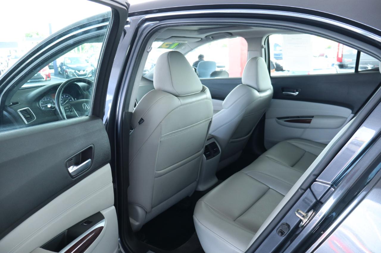 Acura TLX 4dr Sdn FWD 2015