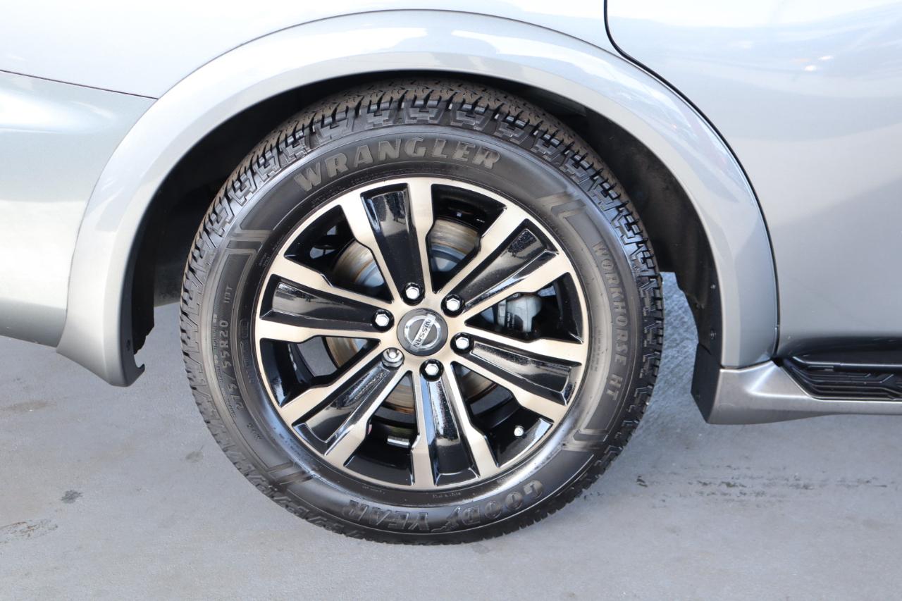 Nissan Armada 4x2 Platinum 2017