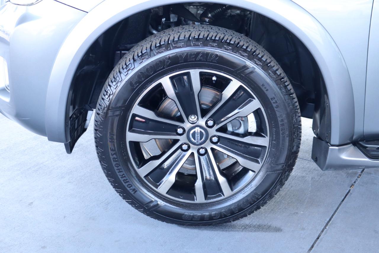 Nissan Armada 4x2 Platinum 2017