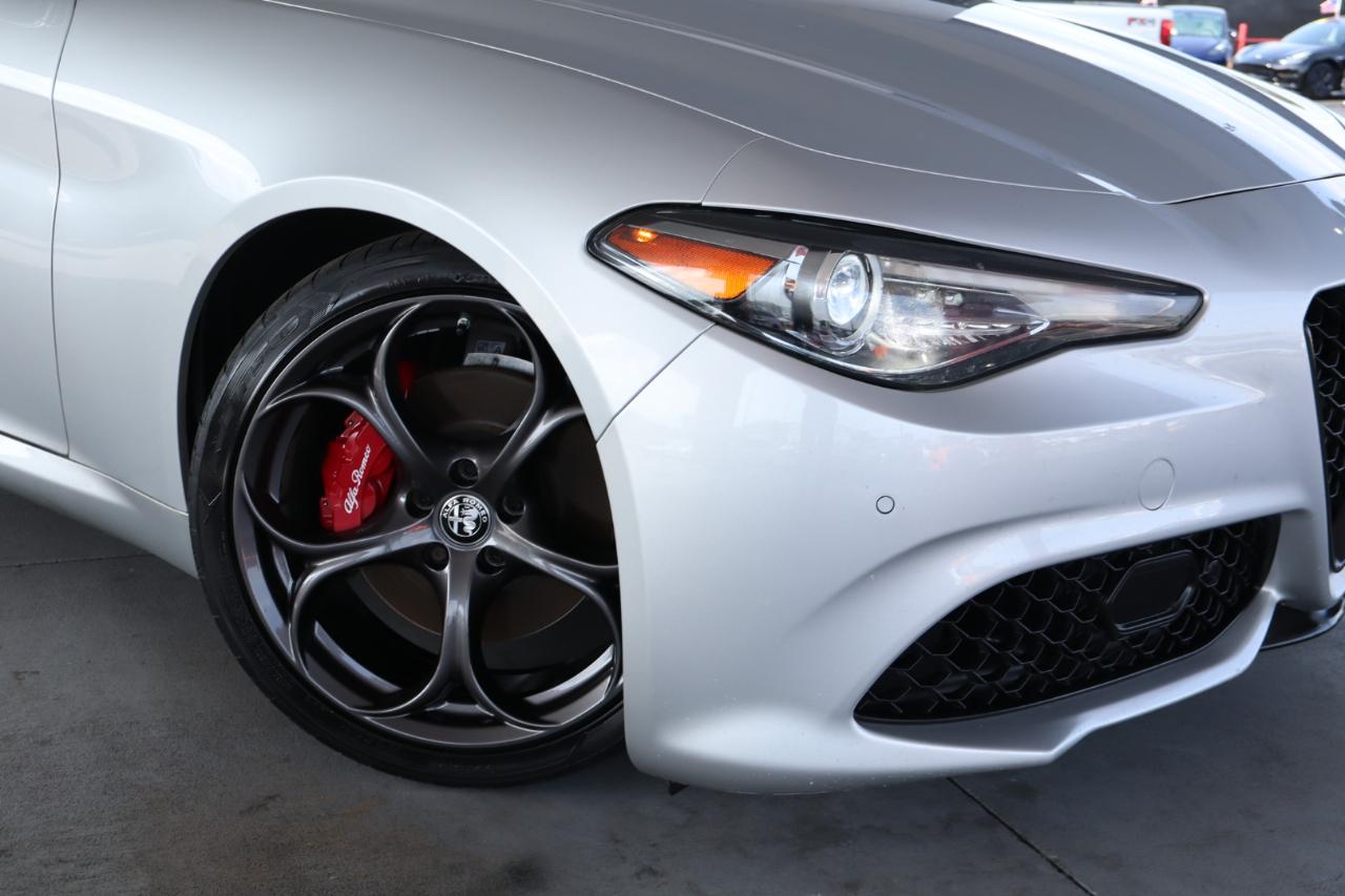 Alfa Romeo Giulia Sport RWD 2019