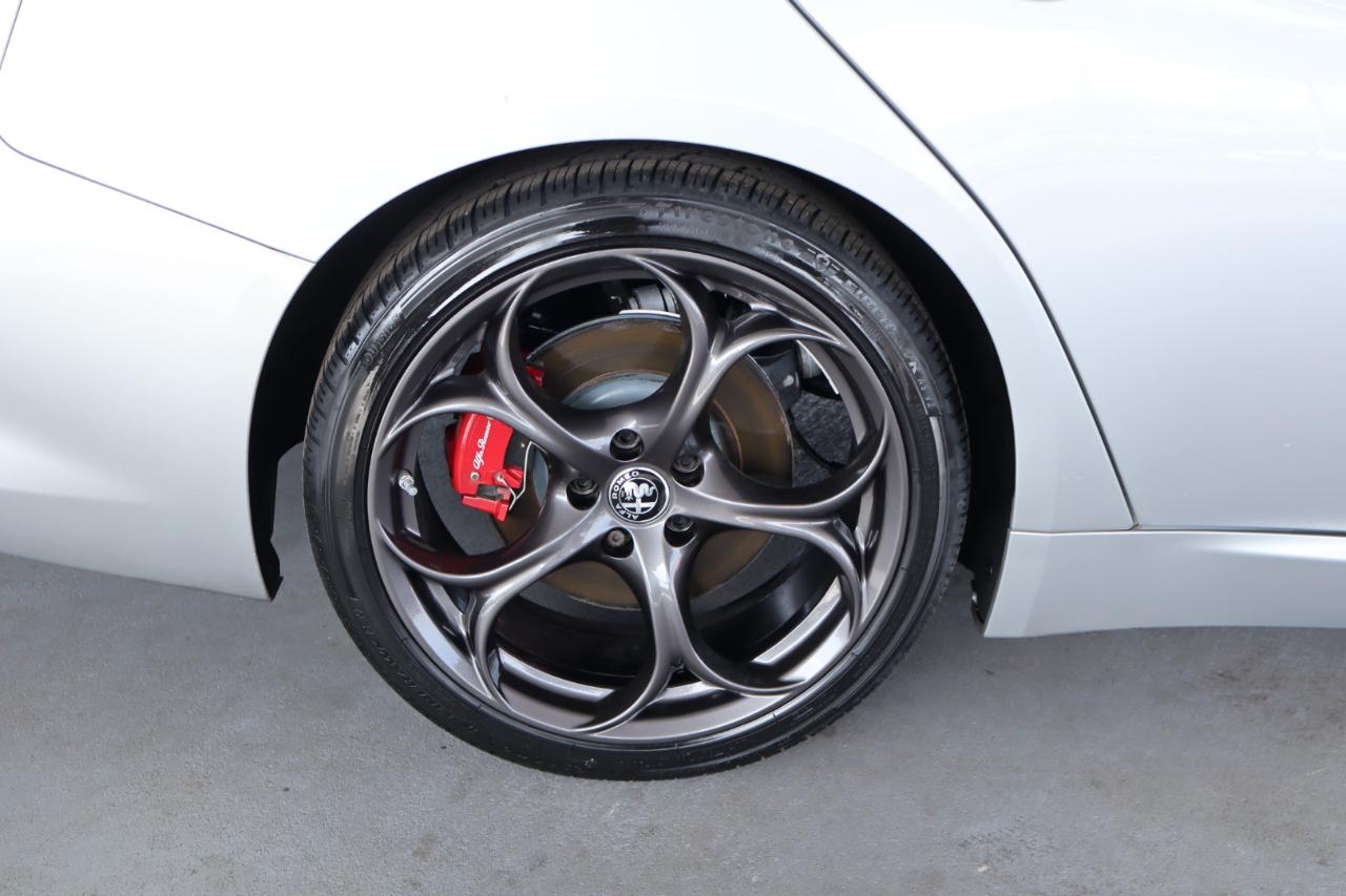 Alfa Romeo Giulia Sport RWD 2019