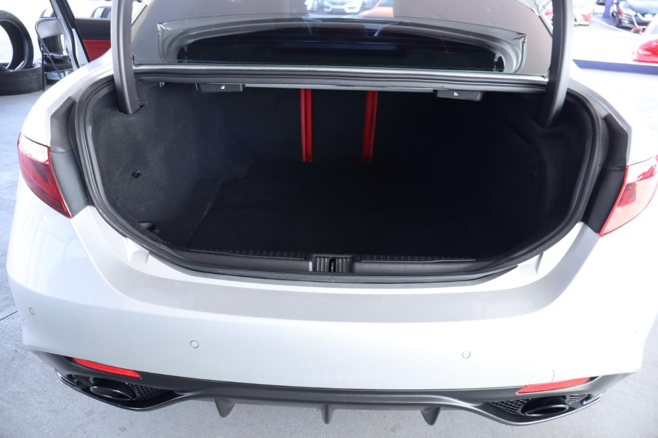 Alfa Romeo Giulia Sport RWD 2019