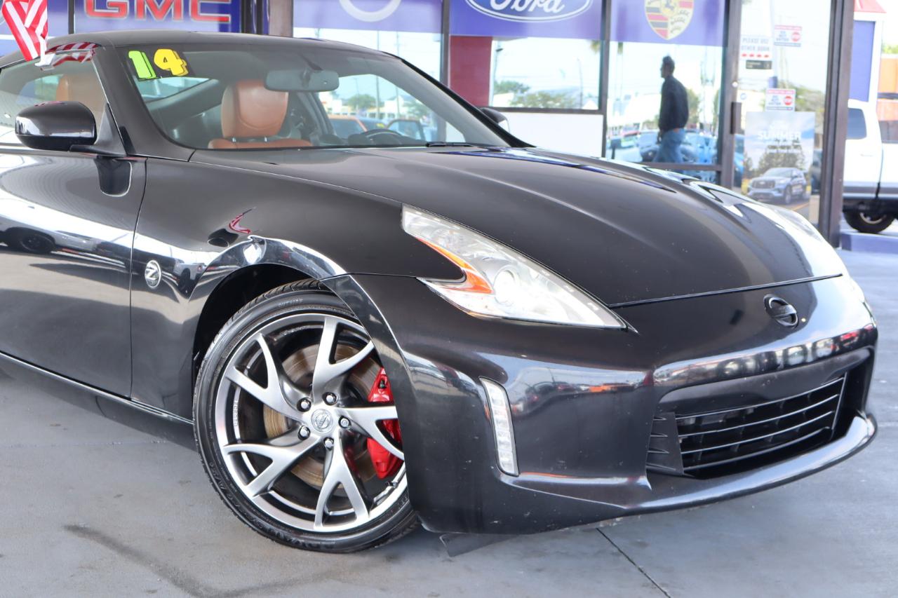 Nissan 370Z 2dr Cpe Auto Touring 2014