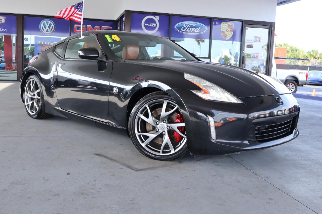 Nissan 370Z 2dr Cpe Auto Touring 2014