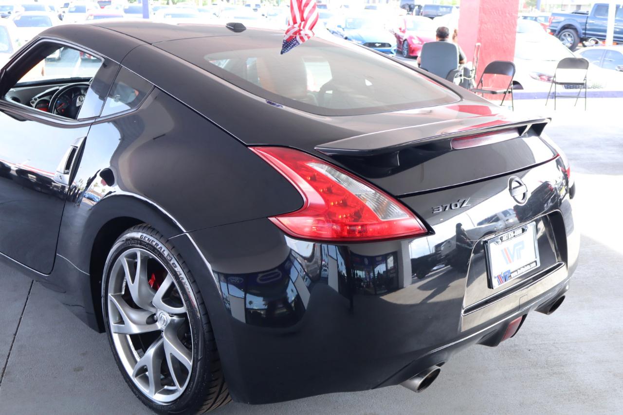 Nissan 370Z 2dr Cpe Auto Touring 2014