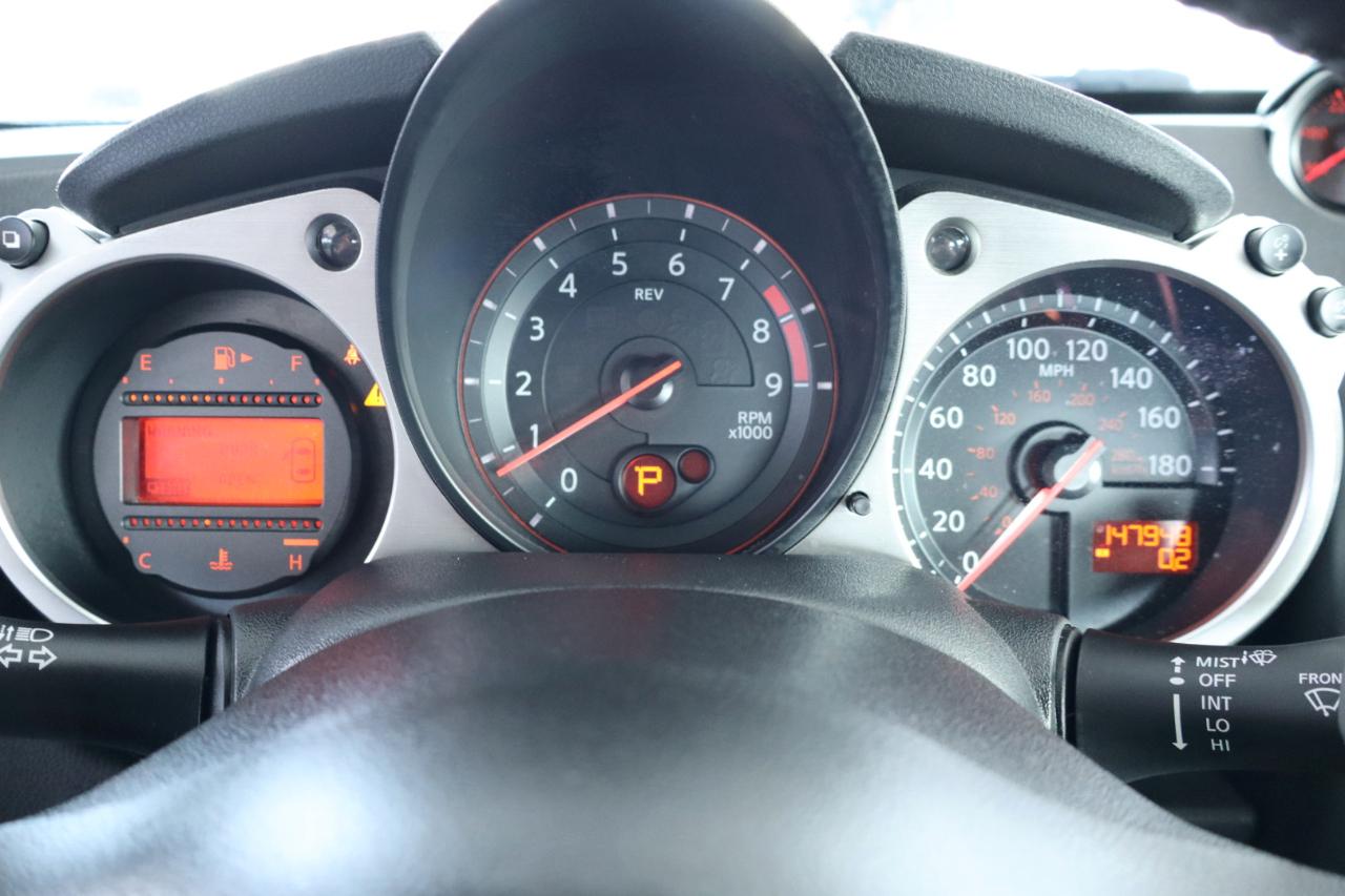 Nissan 370Z 2dr Cpe Auto Touring 2014