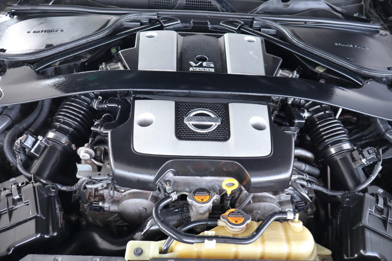 Nissan 370Z 2dr Cpe Auto Touring 2014