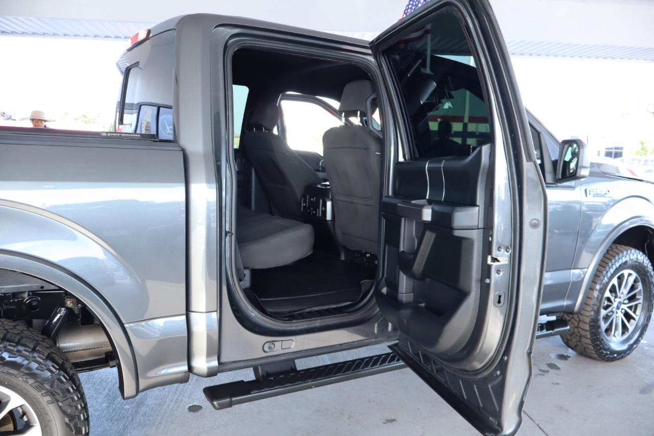 Ford F-150 XL SuperCrew 4WD 2018