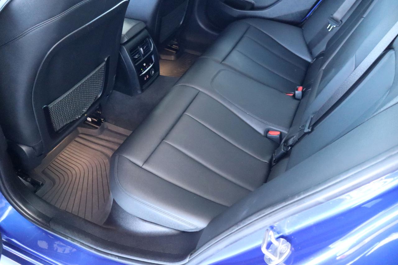 BMW 3 Series 330i xDrive Sedan 2019
