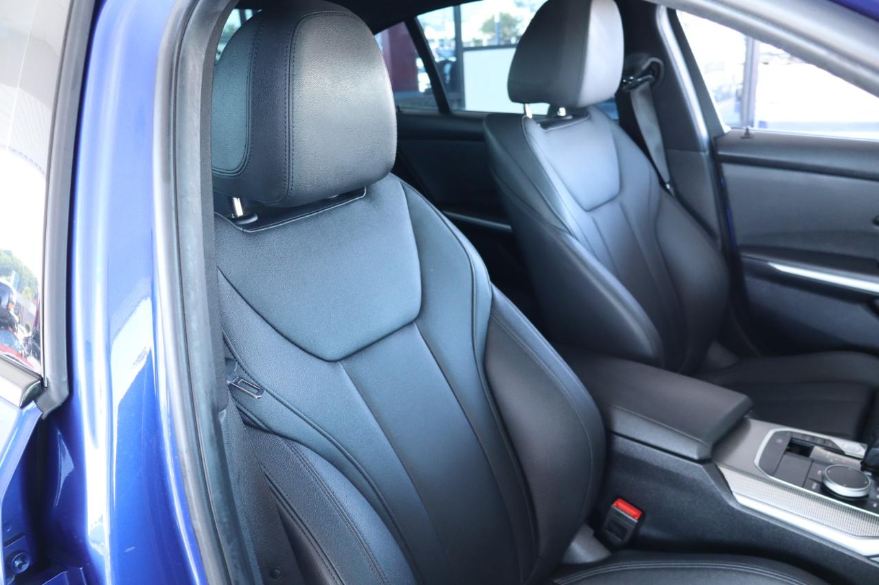 BMW 3 Series 330i xDrive Sedan 2019