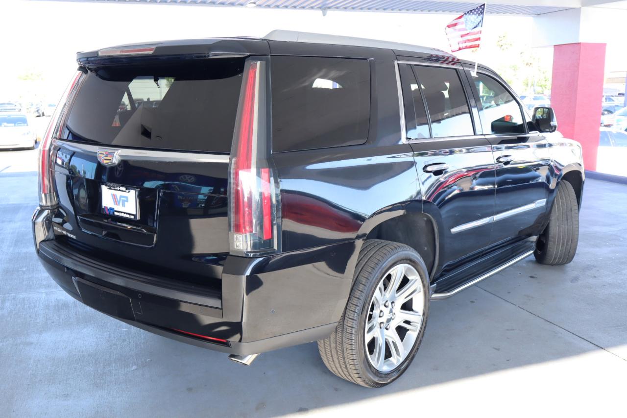 Cadillac Escalade 2WD 4dr Luxury 2018