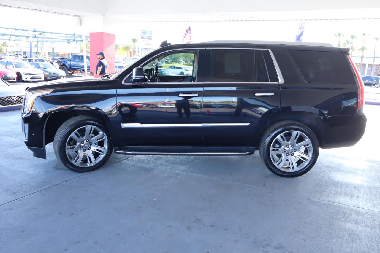 Cadillac Escalade 2WD 4dr Luxury 2018