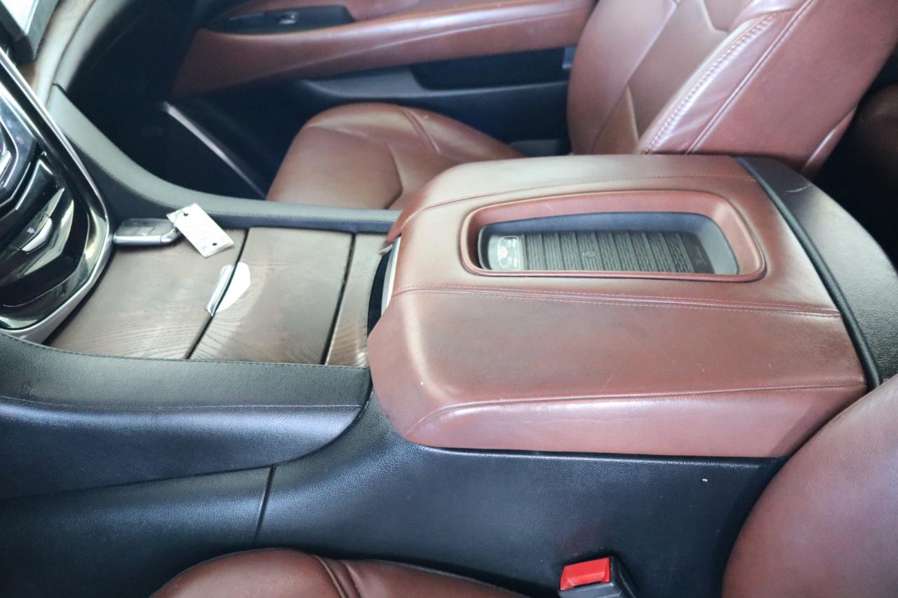 Cadillac Escalade 2WD 4dr Luxury 2018