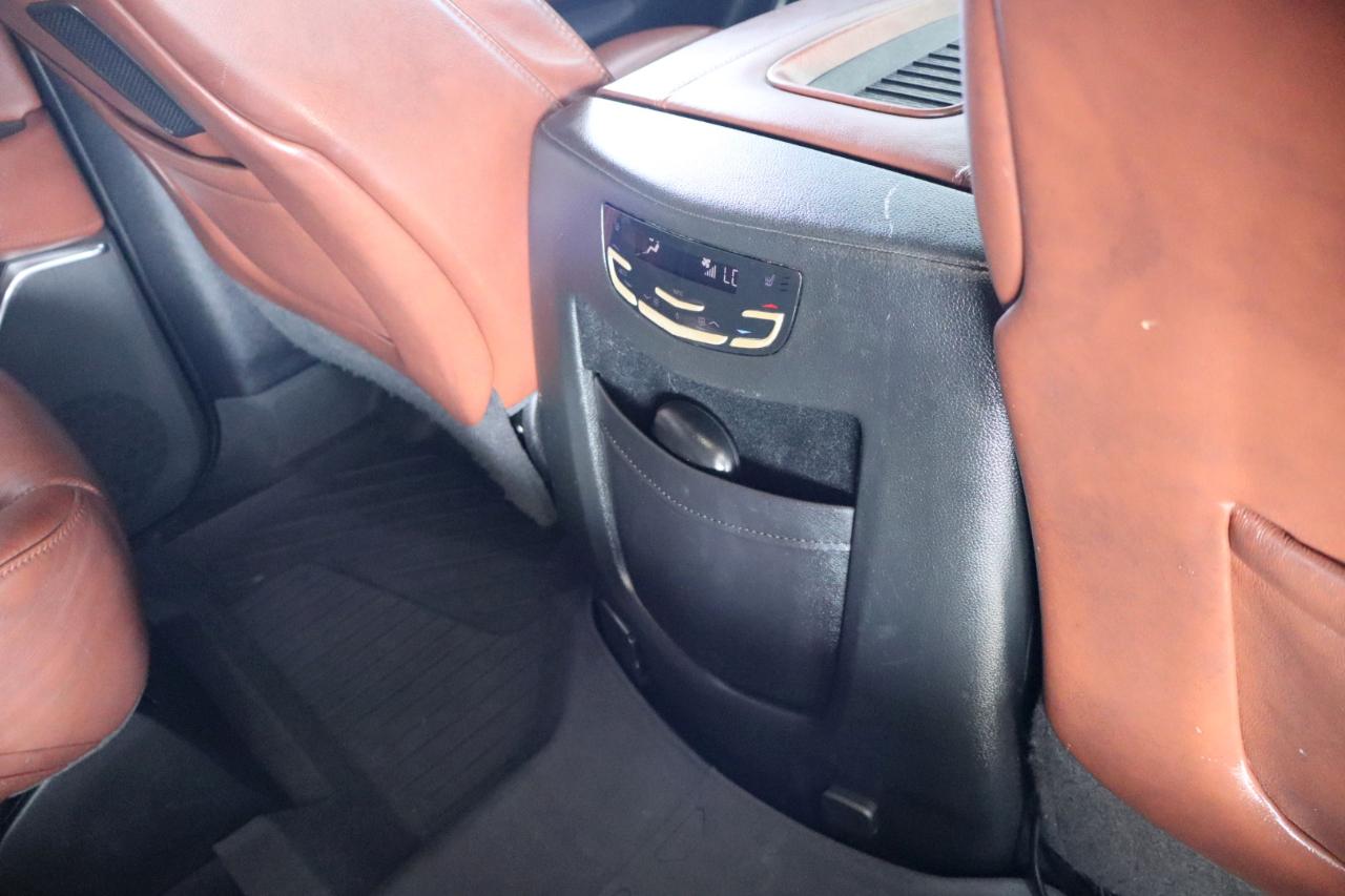 Cadillac Escalade 2WD 4dr Luxury 2018