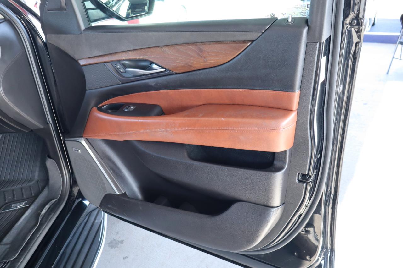 Cadillac Escalade 2WD 4dr Luxury 2018