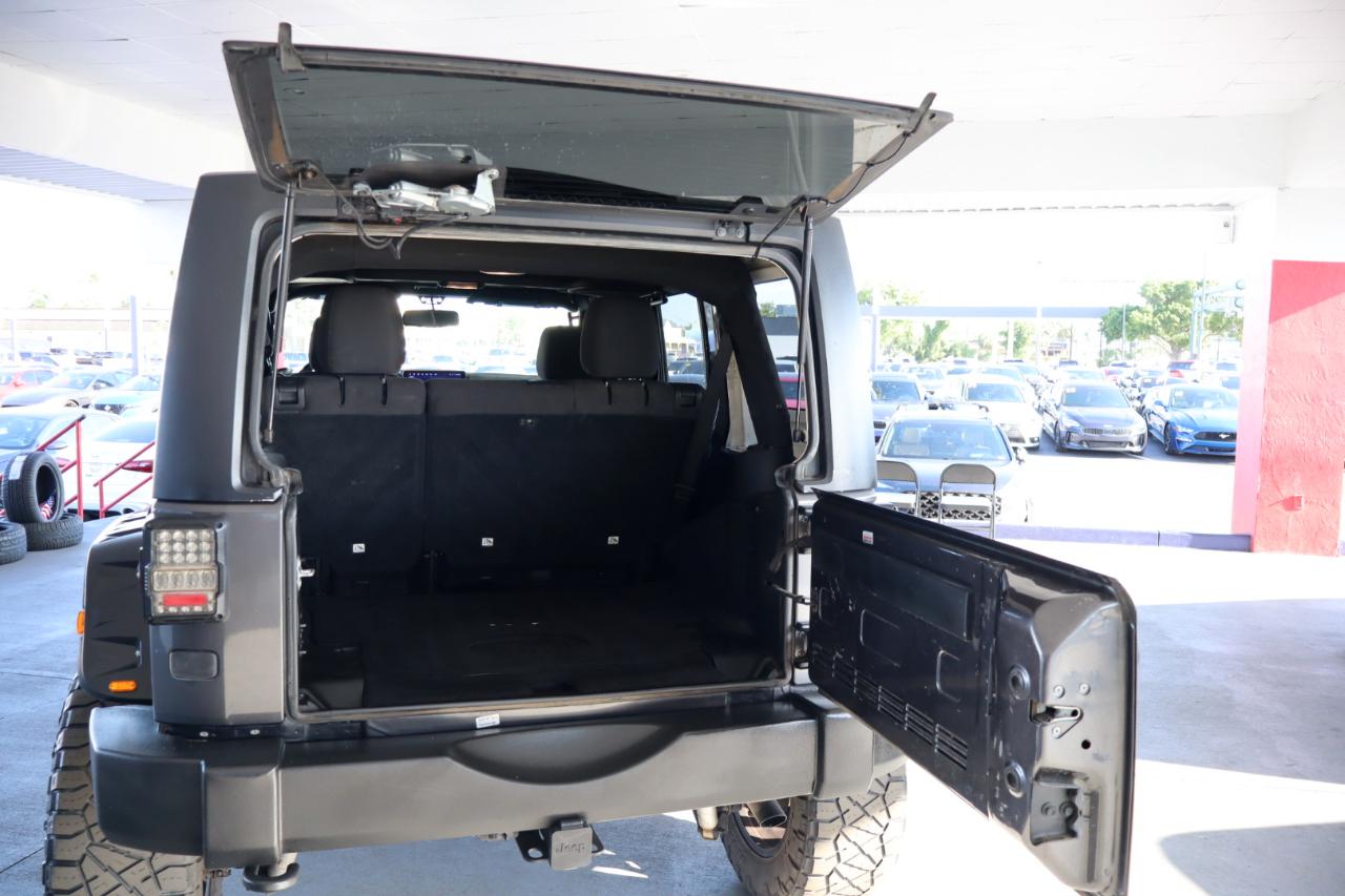 Jeep Wrangler Unlimited Sport 4x4 2017
