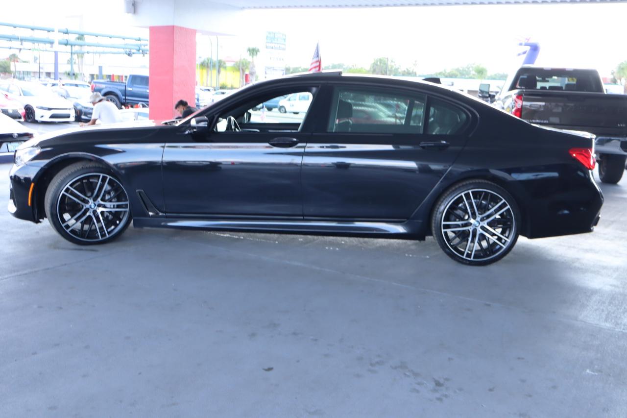 BMW 7 Series 750i Sedan 2018