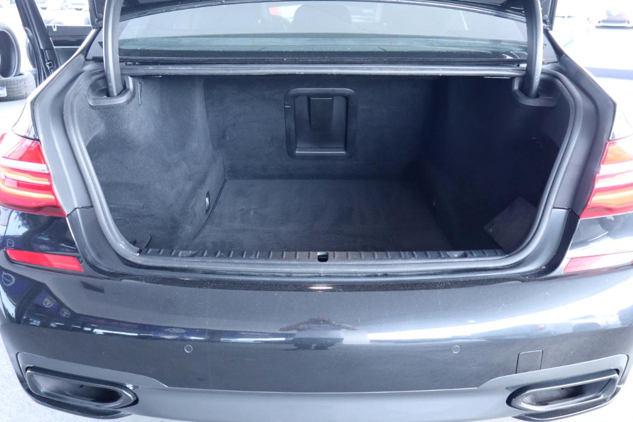 BMW 7 Series 750i Sedan 2018