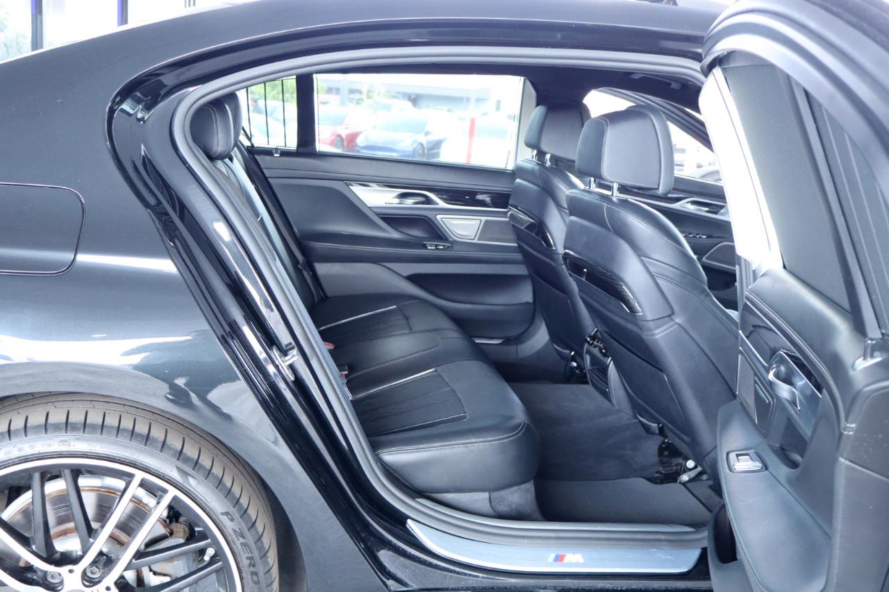BMW 7 Series 750i Sedan 2018