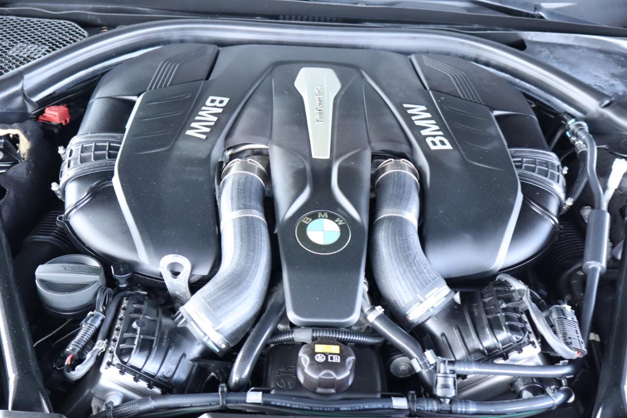 BMW 7 Series 750i Sedan 2018