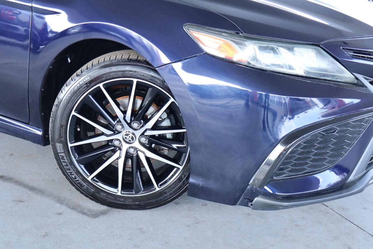 Toyota Camry SE Auto (Natl) 2022
