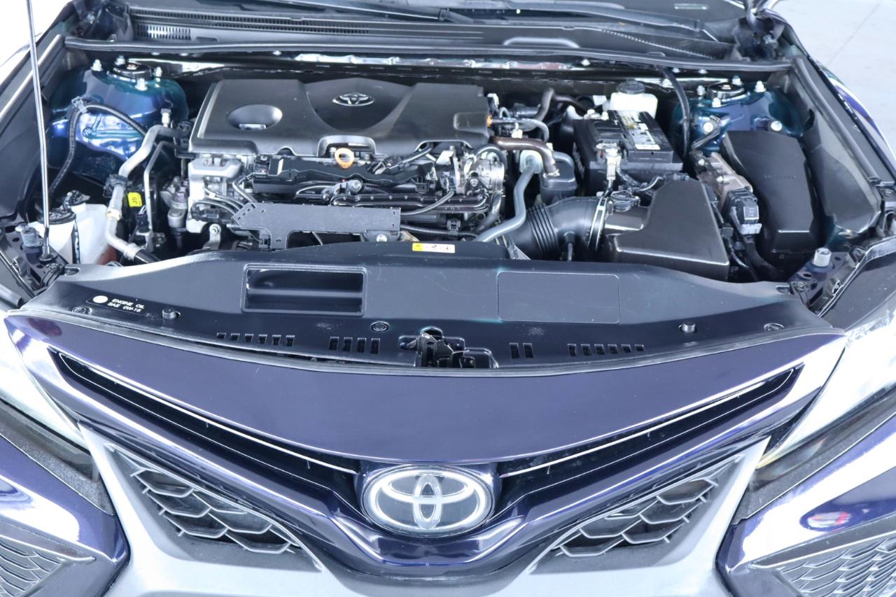 Toyota Camry SE Auto (Natl) 2022