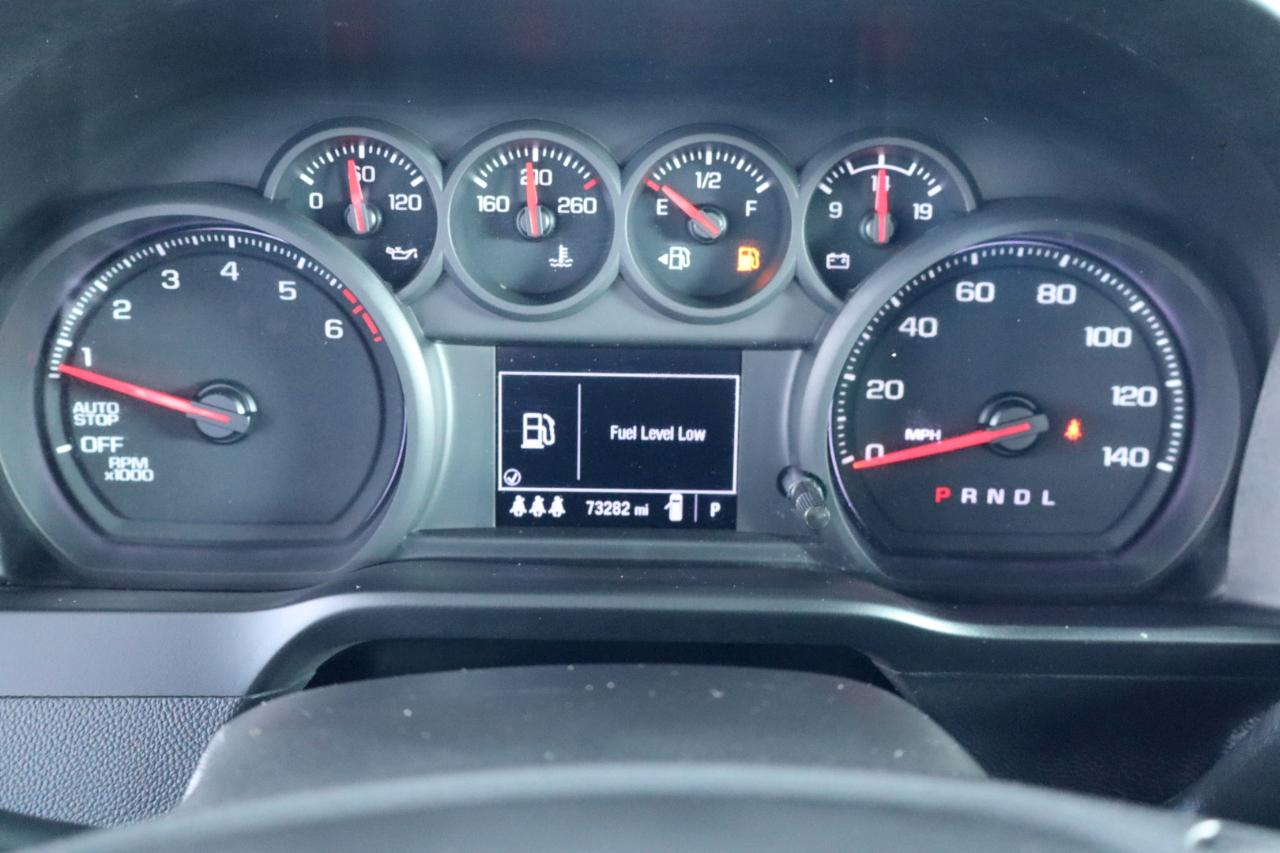 GMC Sierra 1500 4WD Crew Cab 147" Pro 2024