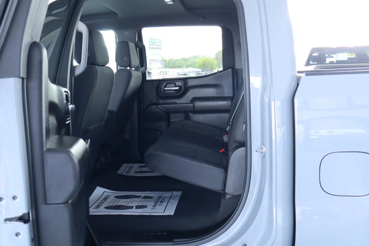 GMC Sierra 1500 4WD Crew Cab 147" Pro 2024