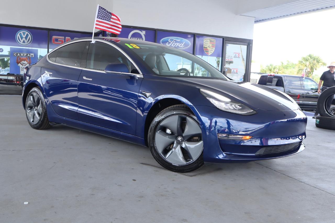 Tesla Model 3 Mid Range Battery RWD 2018