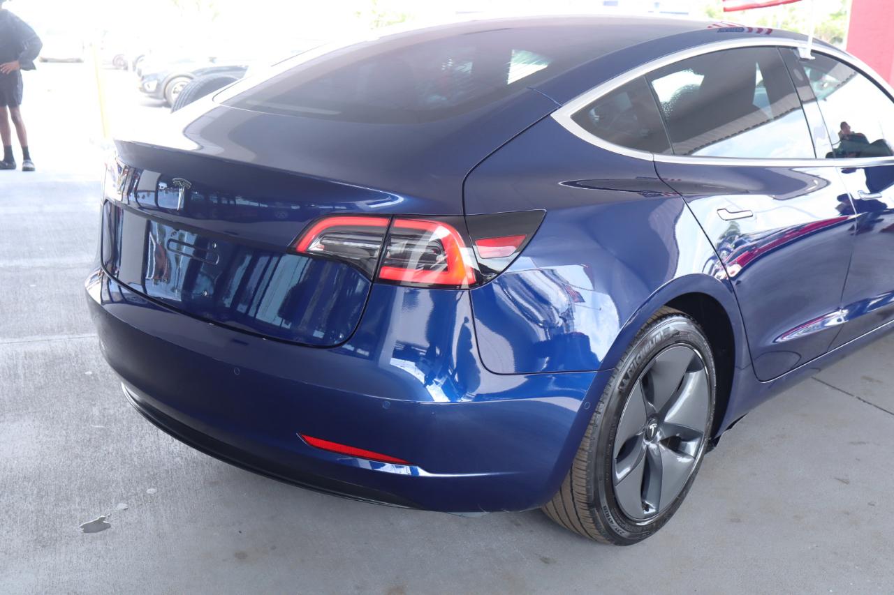 Tesla Model 3 Mid Range Battery RWD 2018