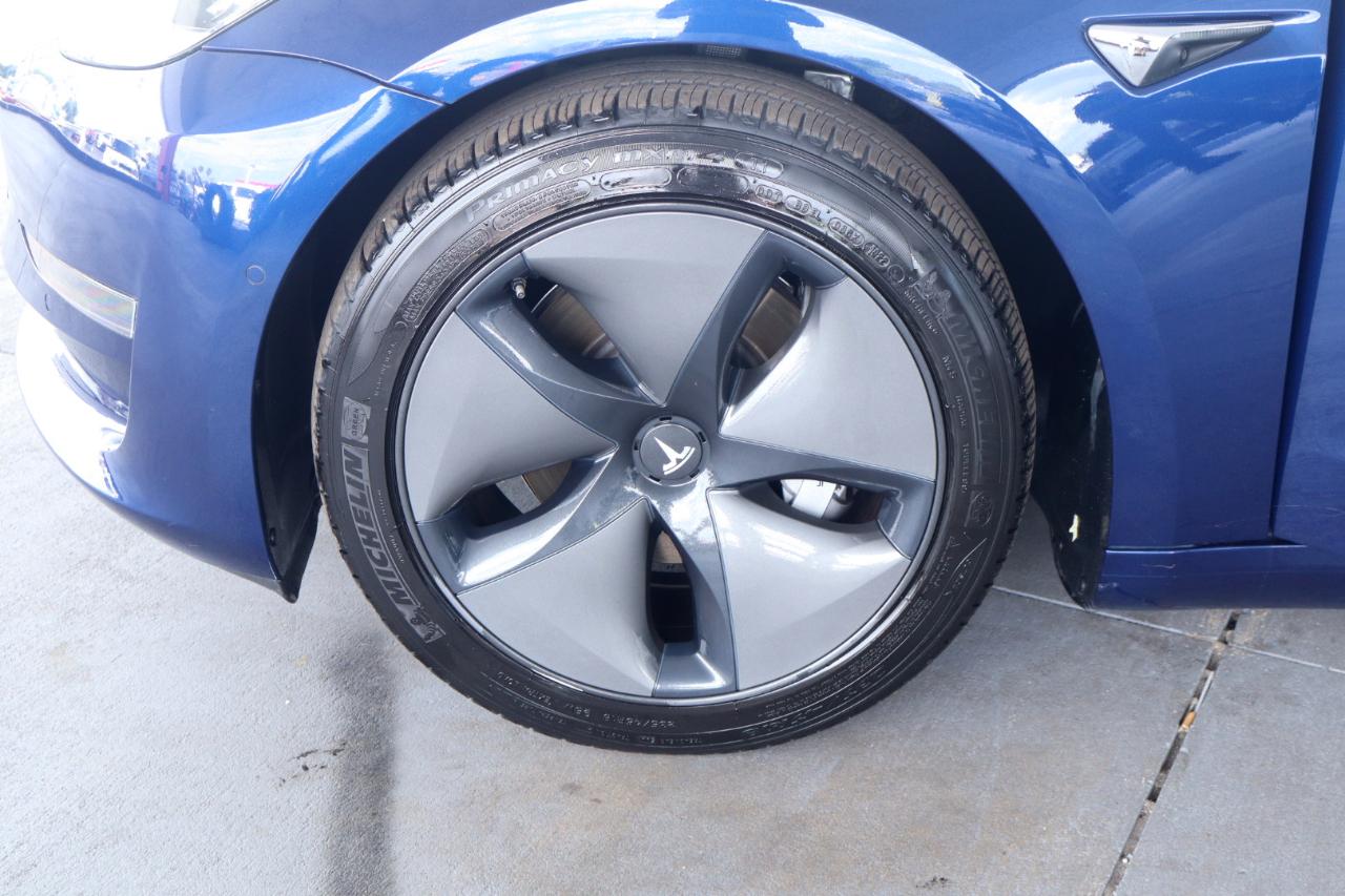 Tesla Model 3 Mid Range Battery RWD 2018