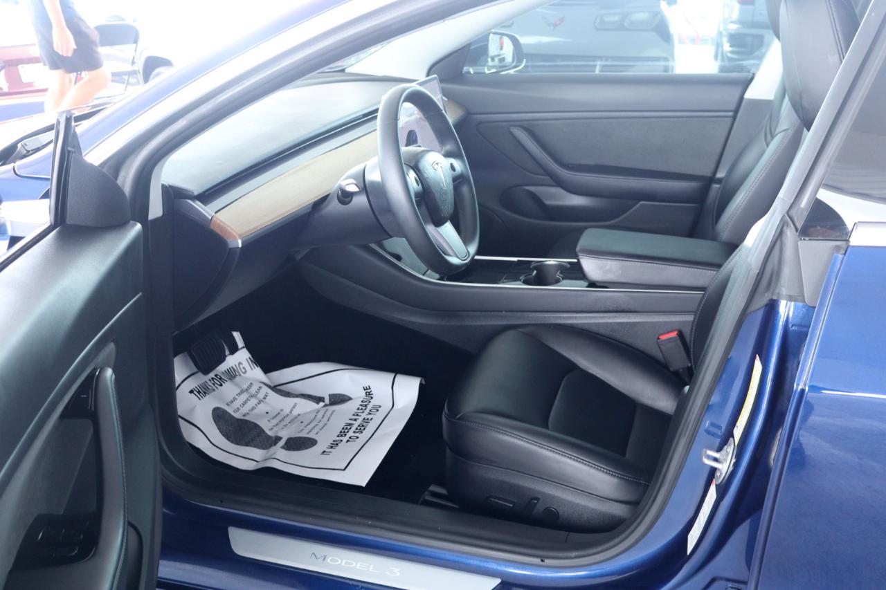 Tesla Model 3 Mid Range Battery RWD 2018