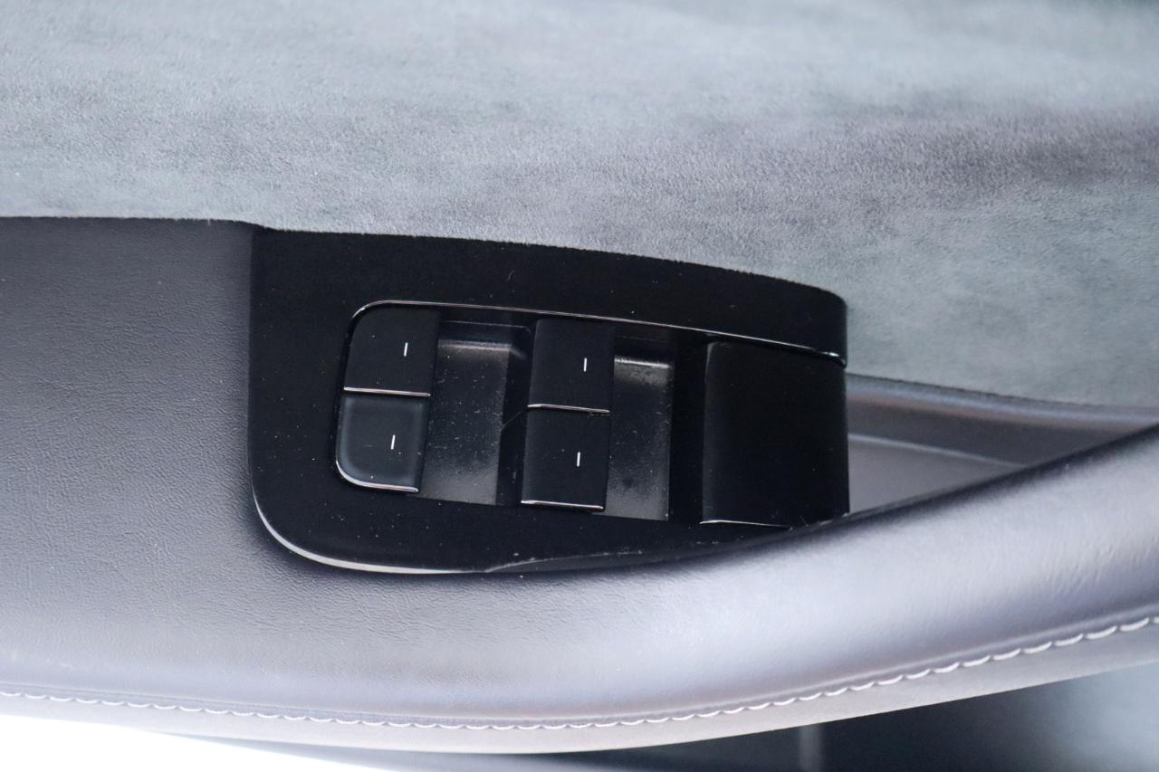 Tesla Model 3 Mid Range Battery RWD 2018