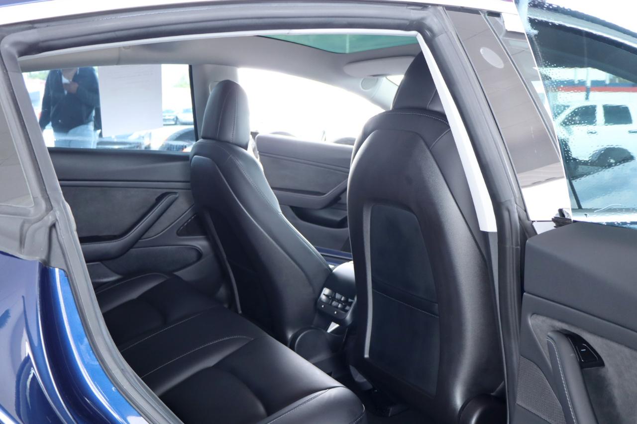 Tesla Model 3 Mid Range Battery RWD 2018