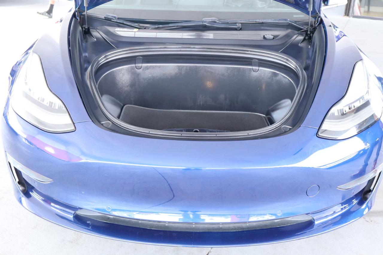 Tesla Model 3 Mid Range Battery RWD 2018