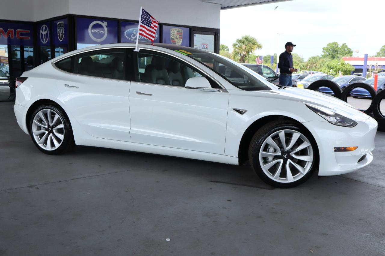 Tesla Model 3 Mid Range Battery RWD 2018