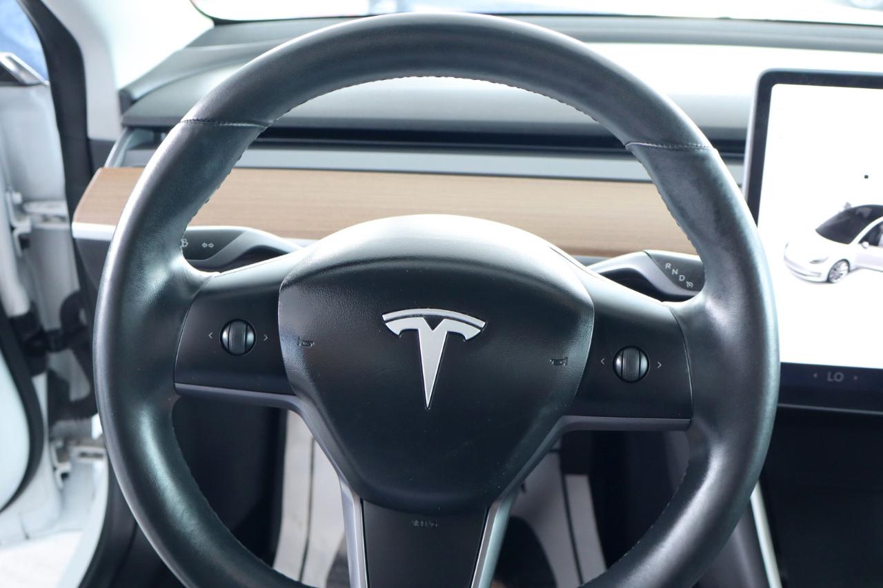 Tesla Model 3 Mid Range Battery RWD 2018
