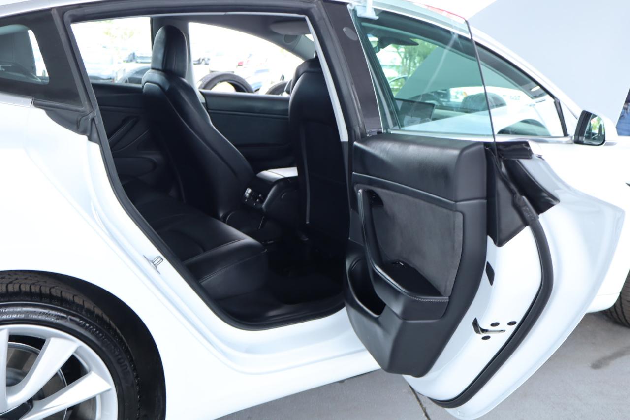 Tesla Model 3 Mid Range Battery RWD 2018