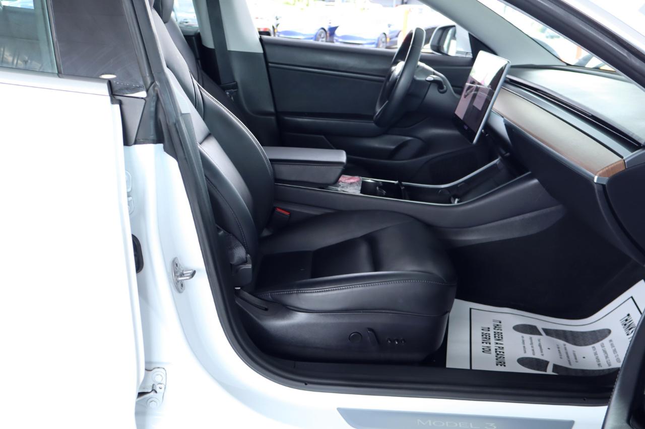 Tesla Model 3 Mid Range Battery RWD 2018
