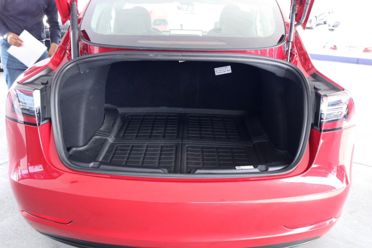 Tesla Model 3 RWD 2023