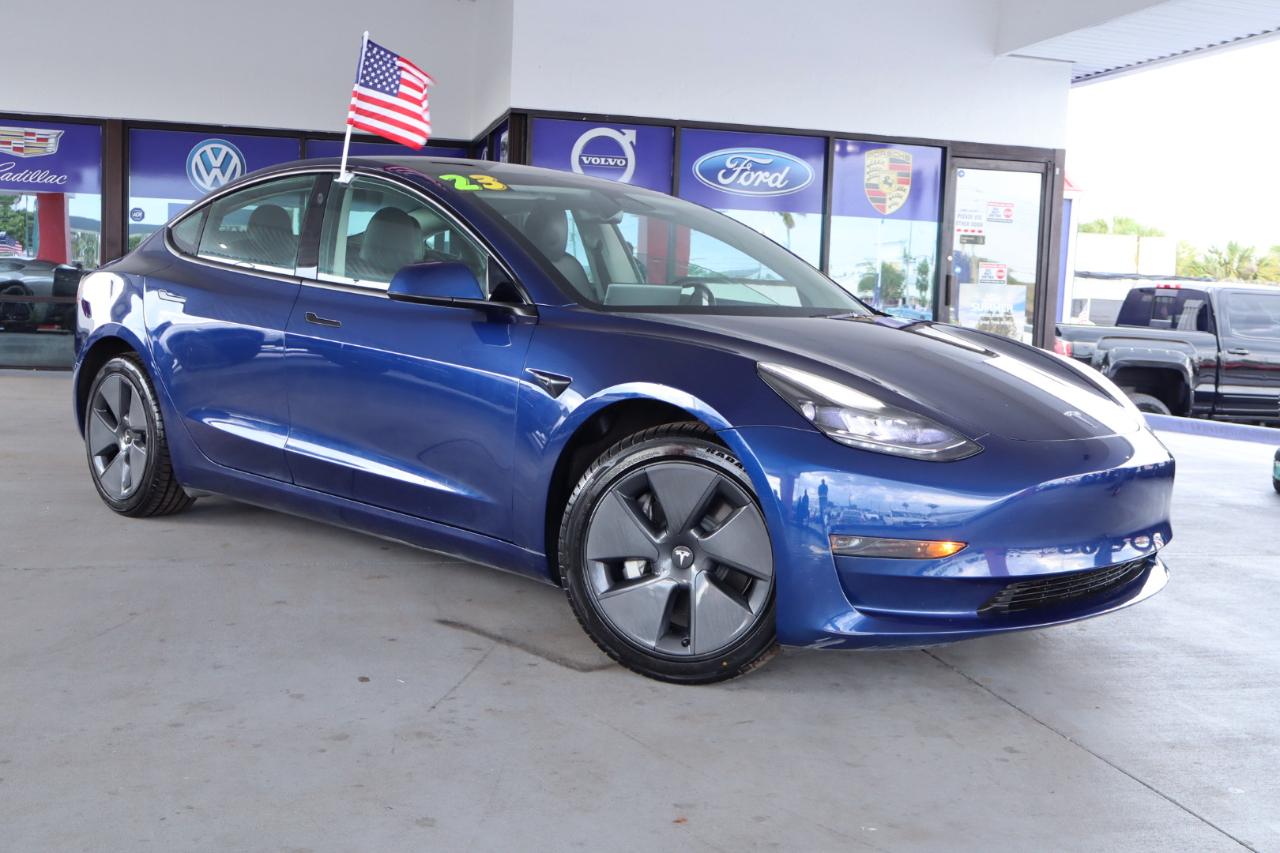 Tesla Model 3 RWD 2023