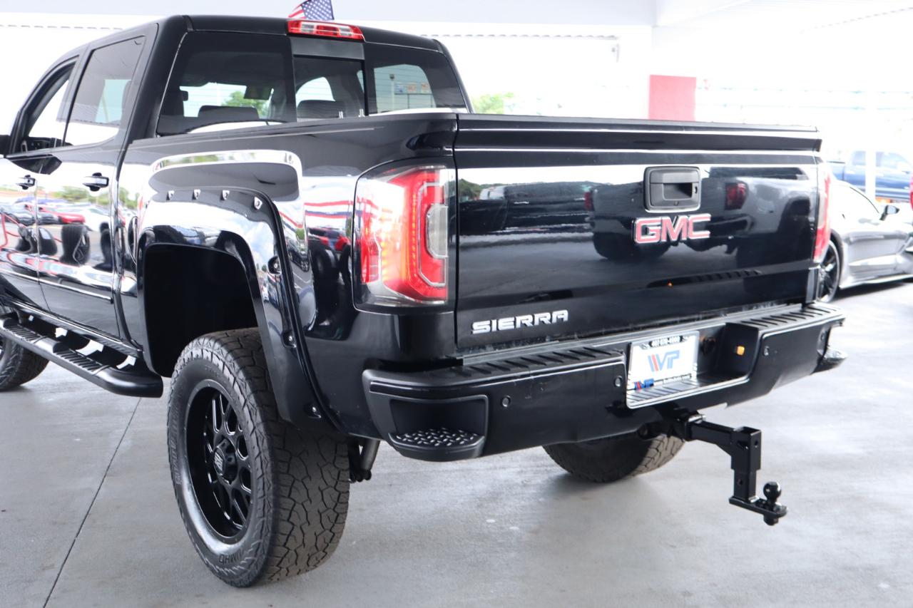 GMC Sierra 1500 4WD Crew Cab 143.5" SLT 2017