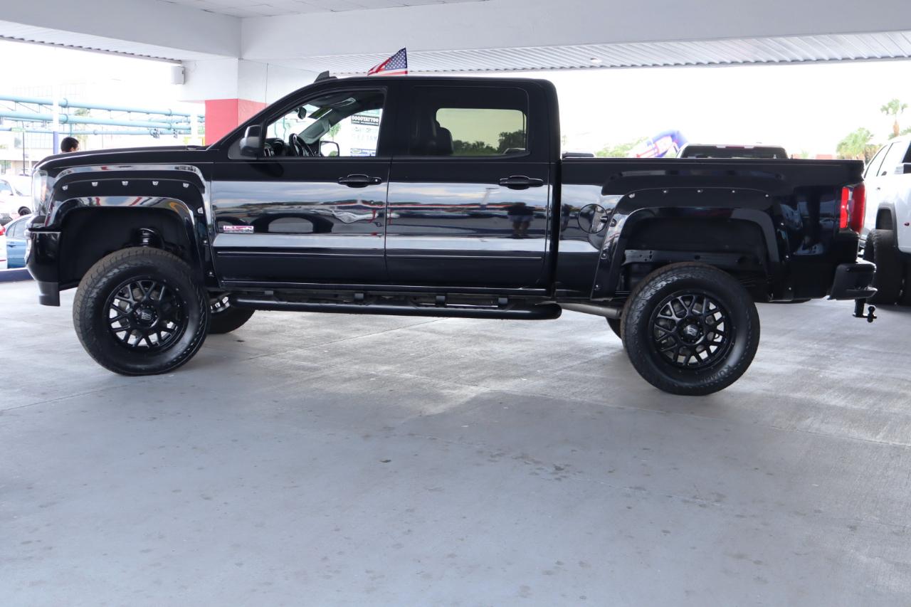 GMC Sierra 1500 4WD Crew Cab 143.5" SLT 2017
