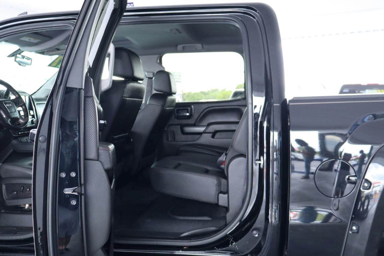 GMC Sierra 1500 4WD Crew Cab 143.5" SLT 2017