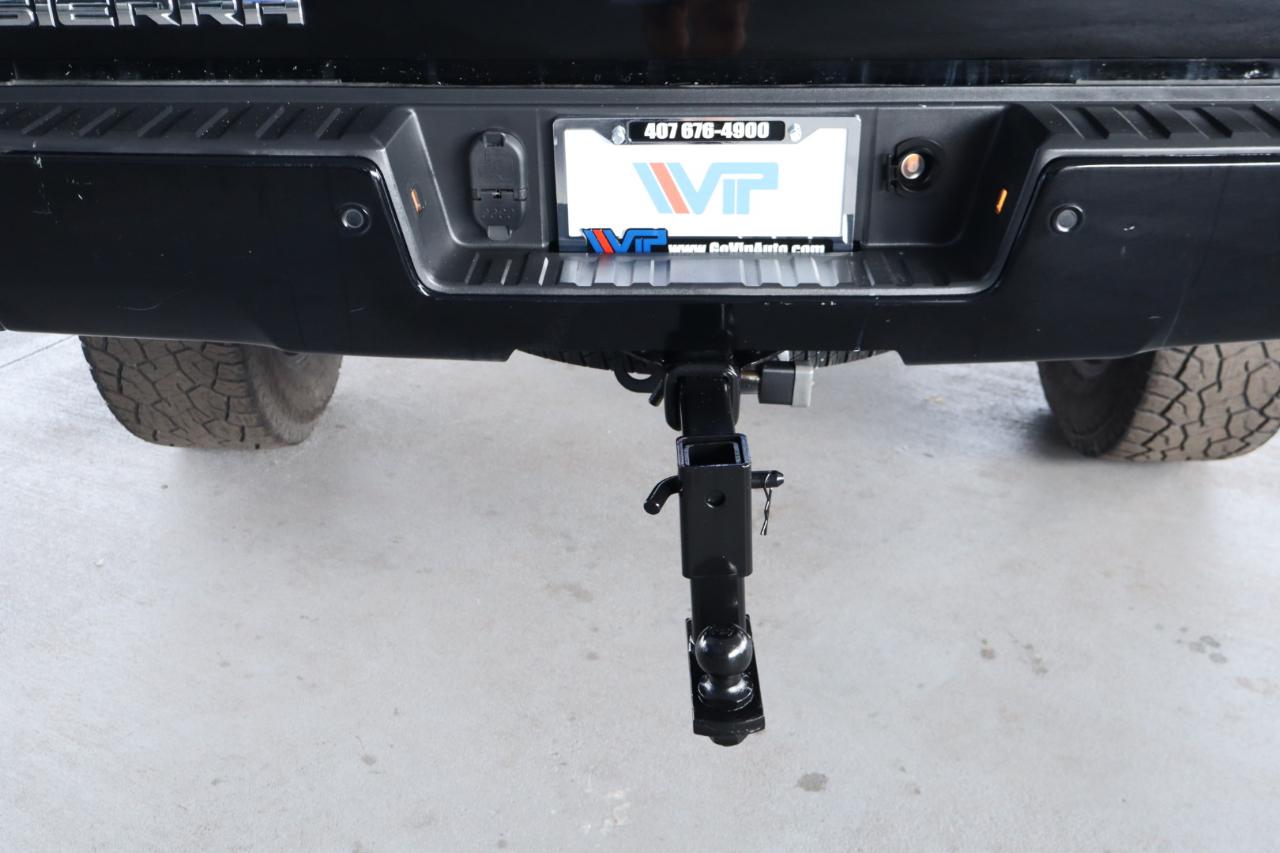 GMC Sierra 1500 4WD Crew Cab 143.5" SLT 2017